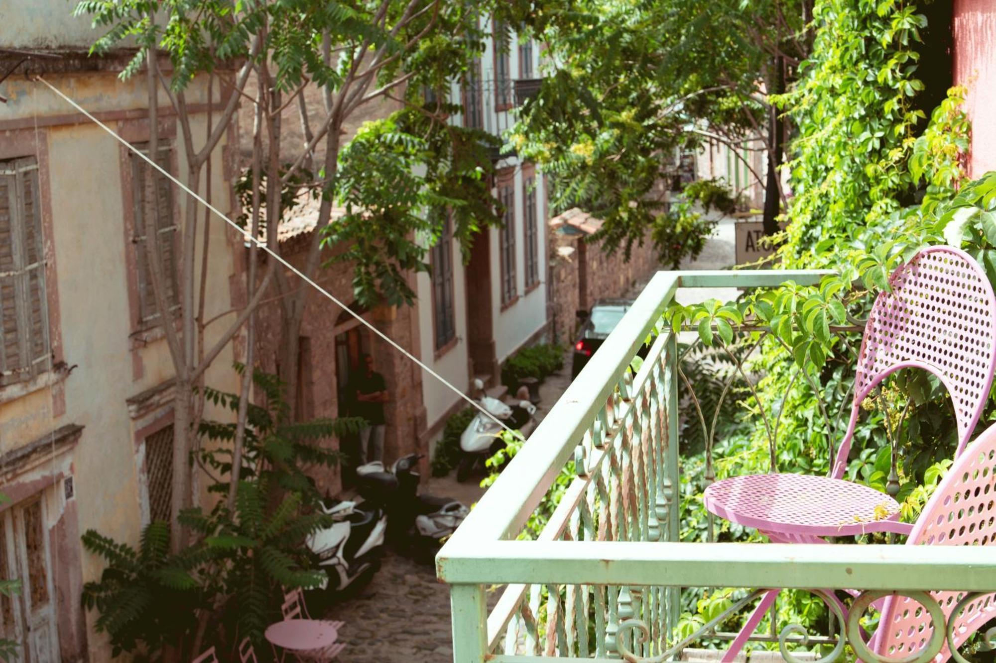 Cunda Mor Limon Otel Ayvalı エクステリア 写真